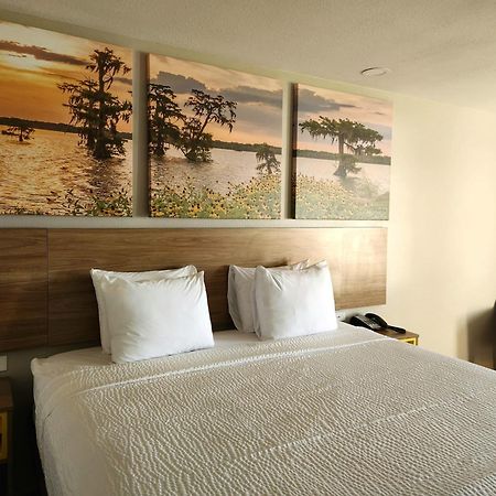 Days Inn By Wyndham Lafayette Scott Dış mekan fotoğraf